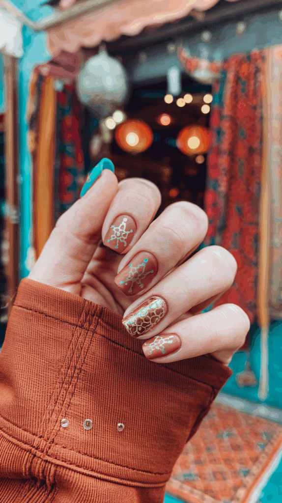 Moroccan-Inspired Nail Ideas – The Shades of Bazaars, Desert, and Mosaic Patterns

When it comes to nail inspiration, Morocco is one of the most enchanting destinations you can turn to.
