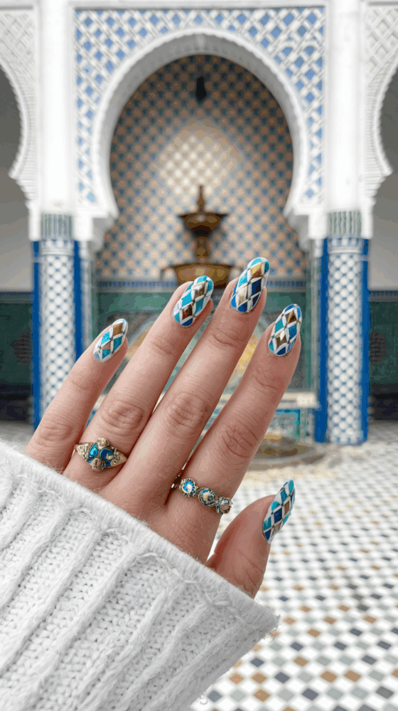 Moroccan-Inspired Nail Ideas – The Shades of Bazaars, Desert, and Mosaic Patterns

When it comes to nail inspiration, Morocco is one of the most enchanting destinations you can turn to.