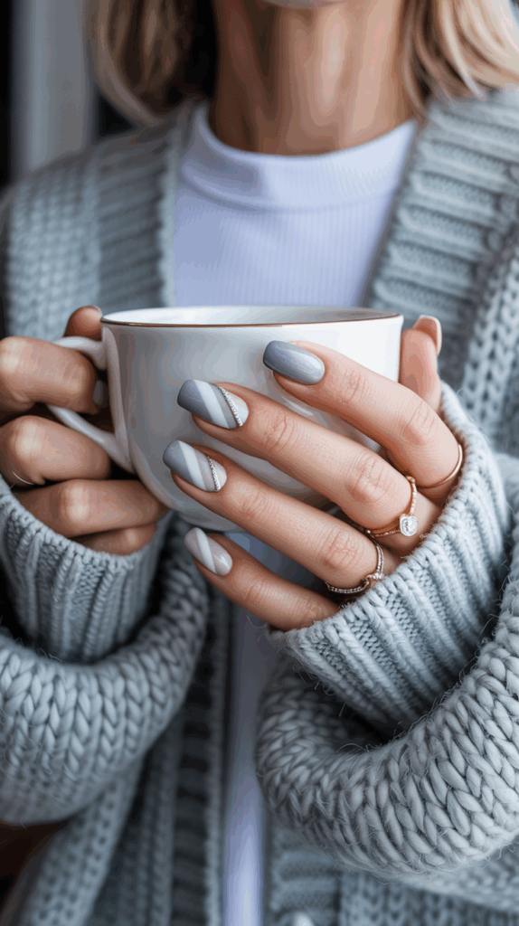 Scandinavian Winter – Minimalist Nail Ideas and Hygge Vibes

When winter arrives in Scandinavia, it’s not just a change of weather – it’s a shift in mood, atmosphere, and lifestyle.